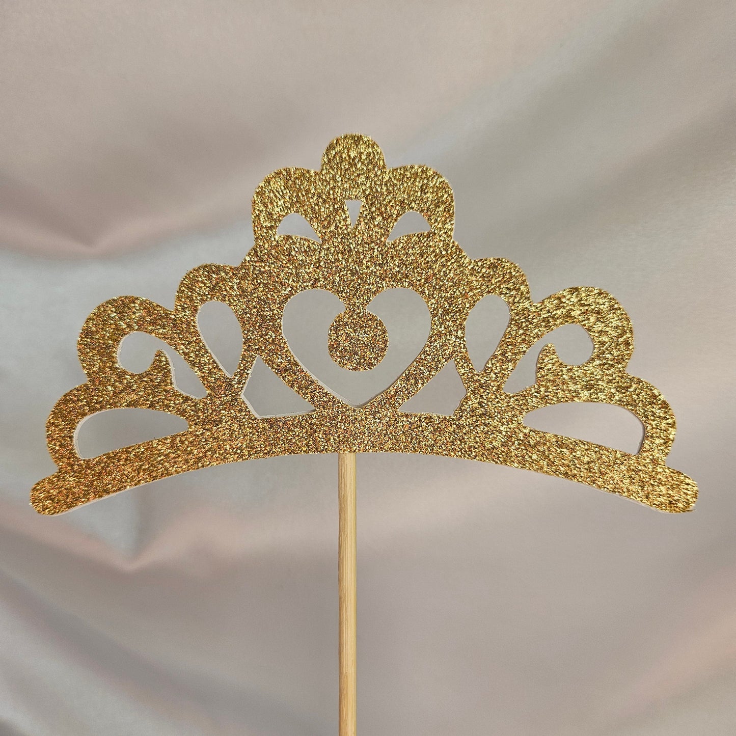 Set of 6 Tiara Crown with hearts centerpieces Toppers