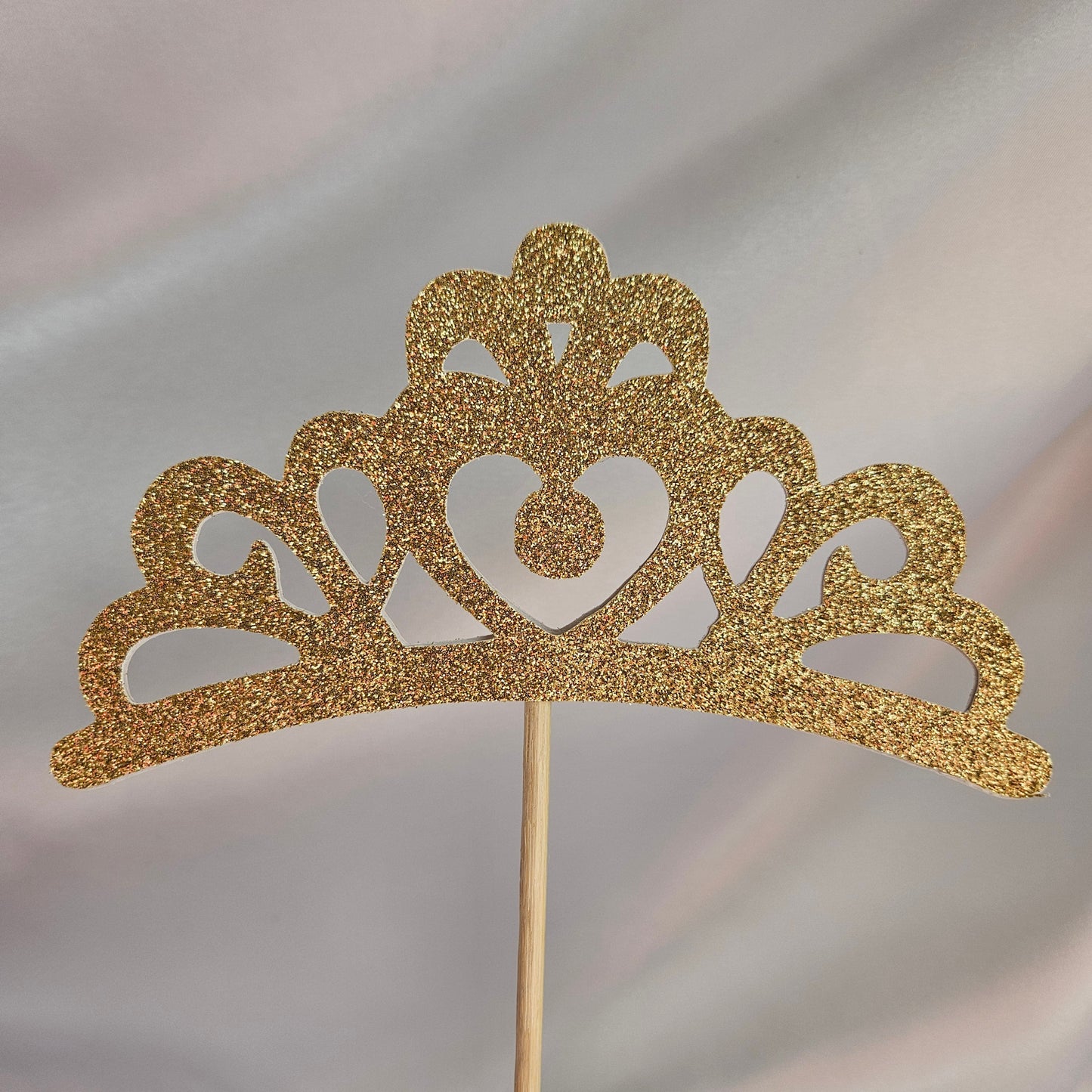 Pink and gold crown toppers for party table decor