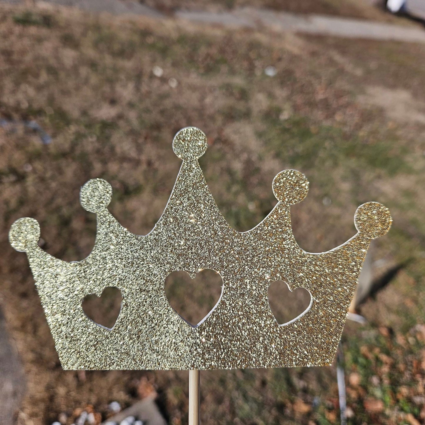 Crown Centerpiece (Gold with Glitter)